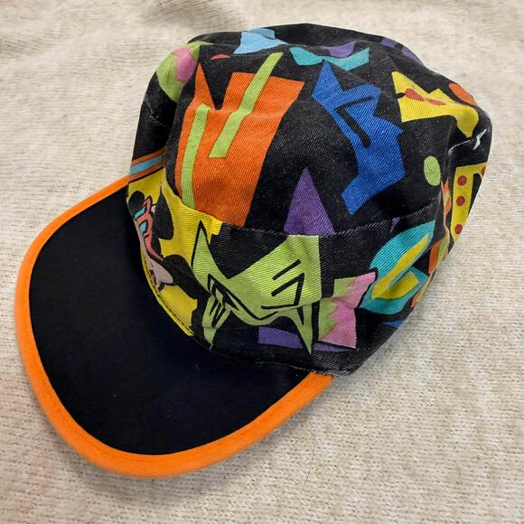 Walt Disney Mickey Mouse Black Multi 80s Painters Hat Cap Rare KIDS ELASTIC BACK - Picture 4 of 10